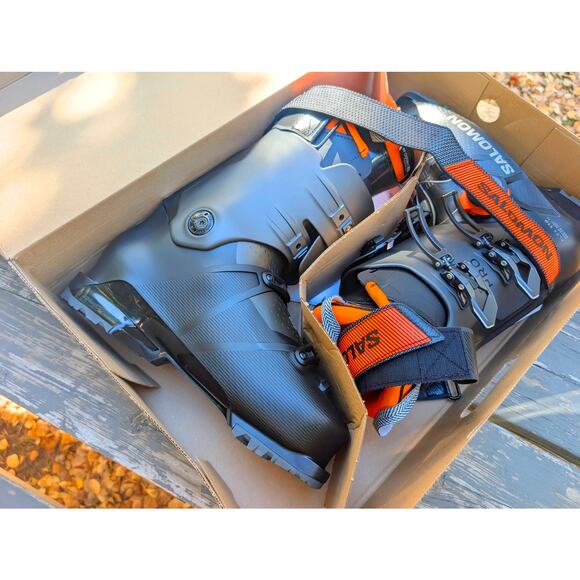 LIKE NEW 2026 Salomon Supra BOA 110 GW Ski Boots | Size 28.5 | Used 1 Day! - Picture 10 of 11